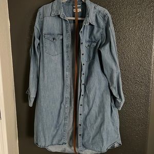 Button down denim dress with belt